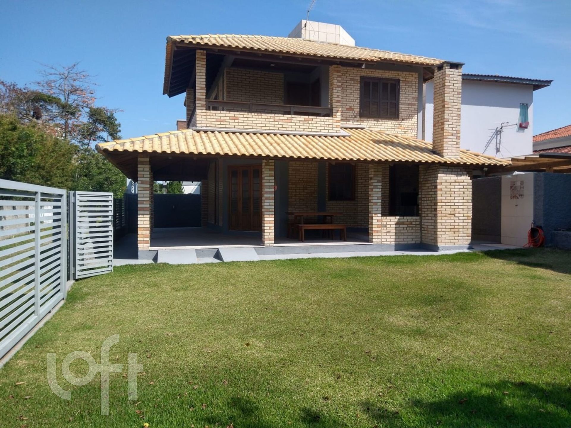 Casa à venda em Pinheira com 140 m², 2 quartos, 1 vaga