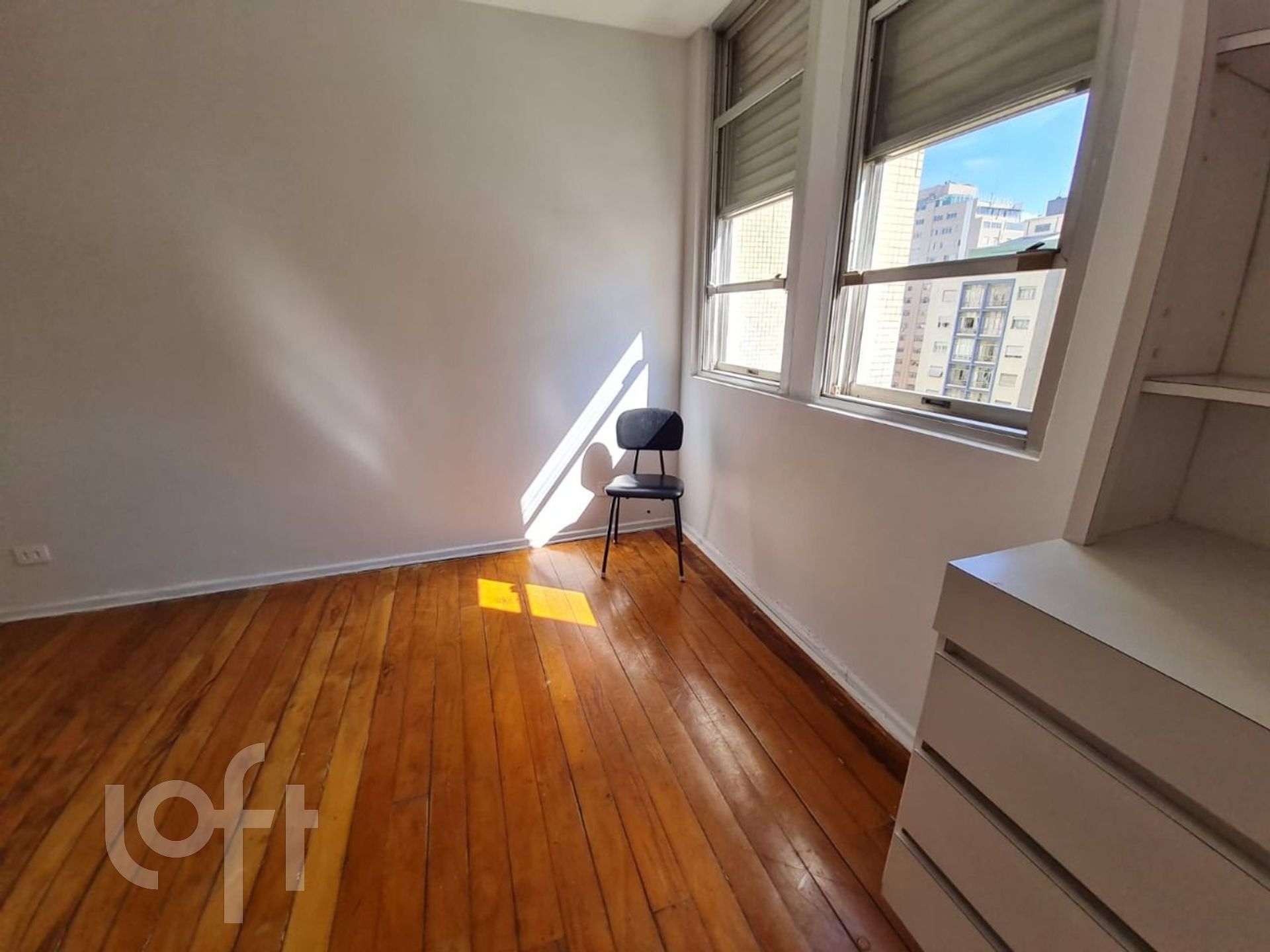 Apartamento à venda com 3 quartos, 160m² - Foto 23