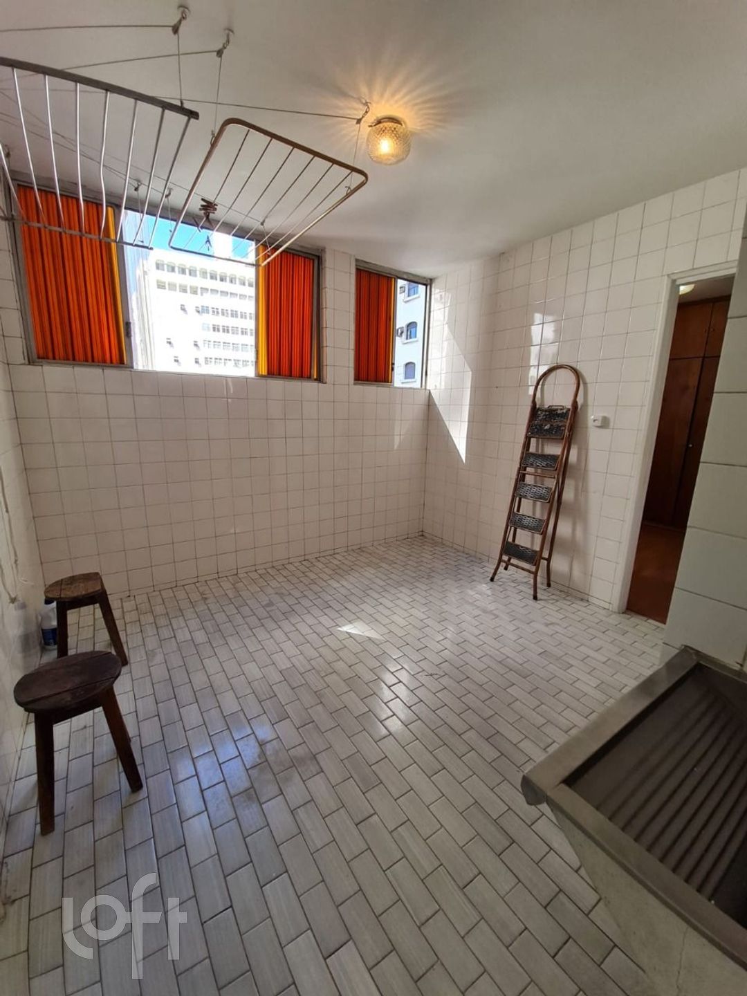 Apartamento à venda com 3 quartos, 160m² - Foto 13