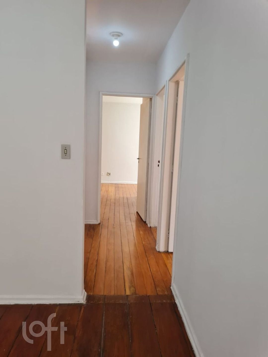 Apartamento à venda com 3 quartos, 160m² - Foto 4