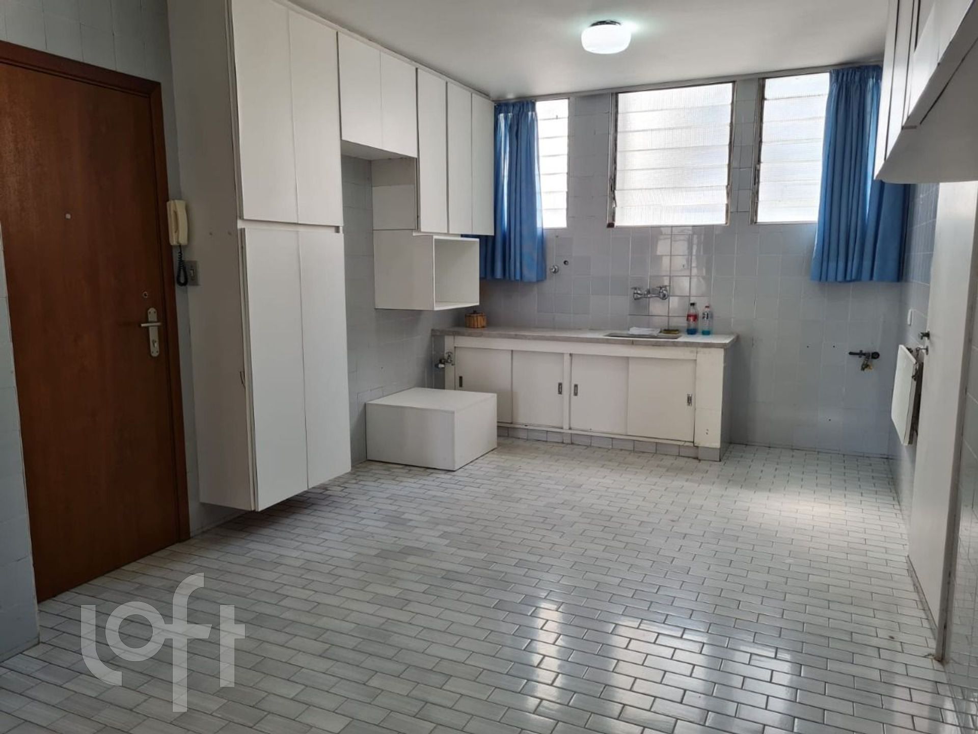 Apartamento à venda com 3 quartos, 160m² - Foto 5