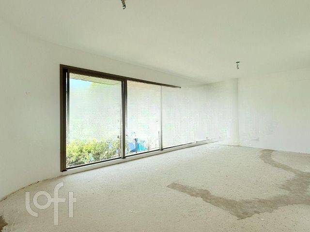 Apartamento com 93m², 2 dormitórios, 2 suítes, 2 vagas, Moinhos de Vento em Porto Alegre