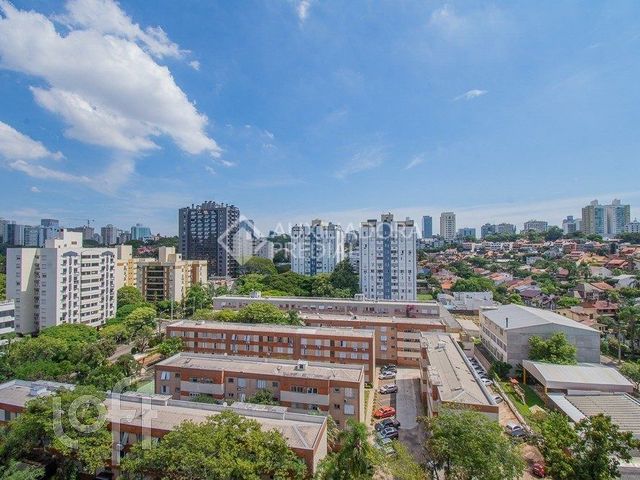 Apartamento com 107m², 3 dormitórios, 1 suíte, 1 vaga, Boa Vista em Porto Alegre
