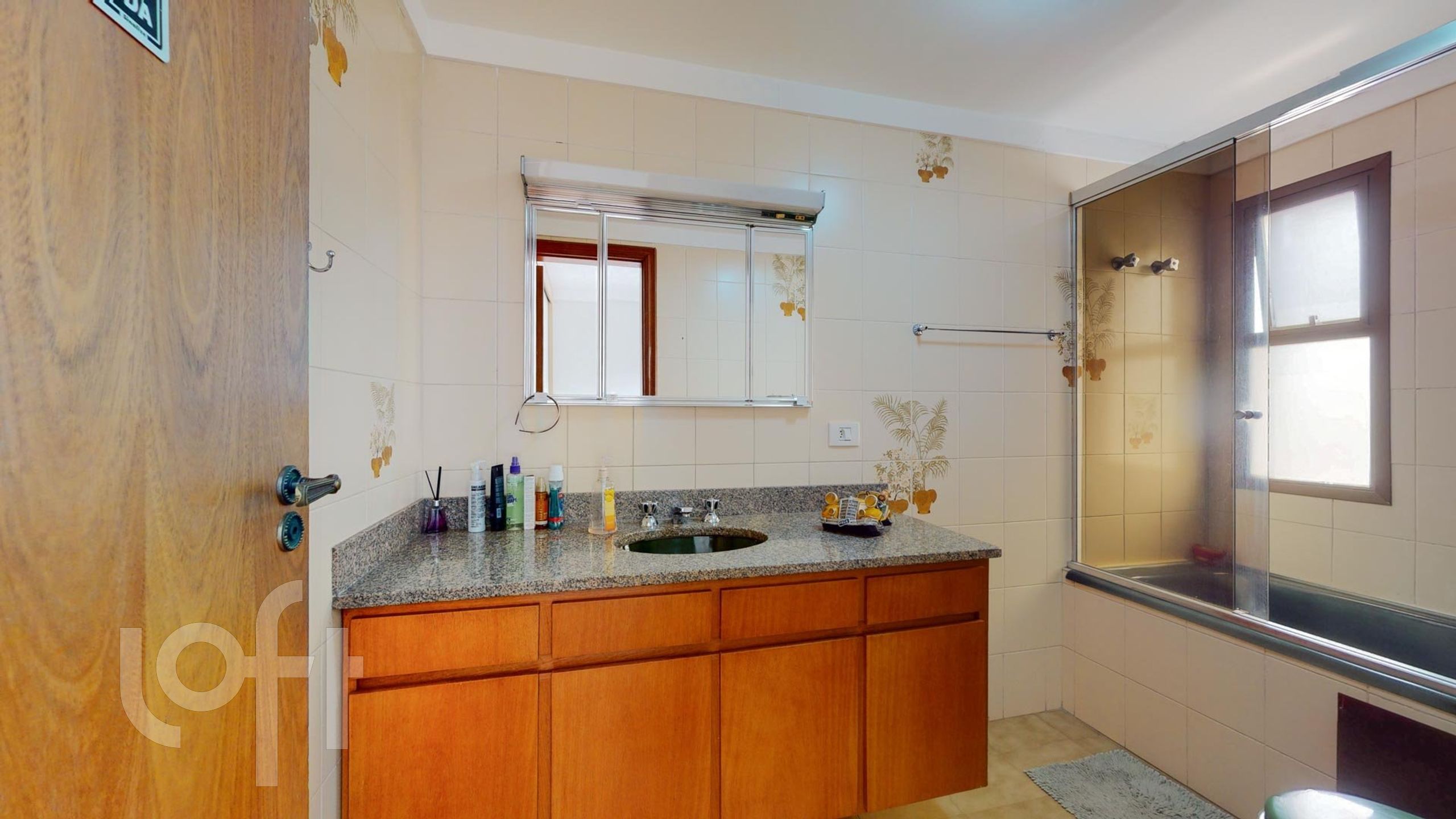 Apartamento à venda com 3 quartos, 240m² - Foto 4