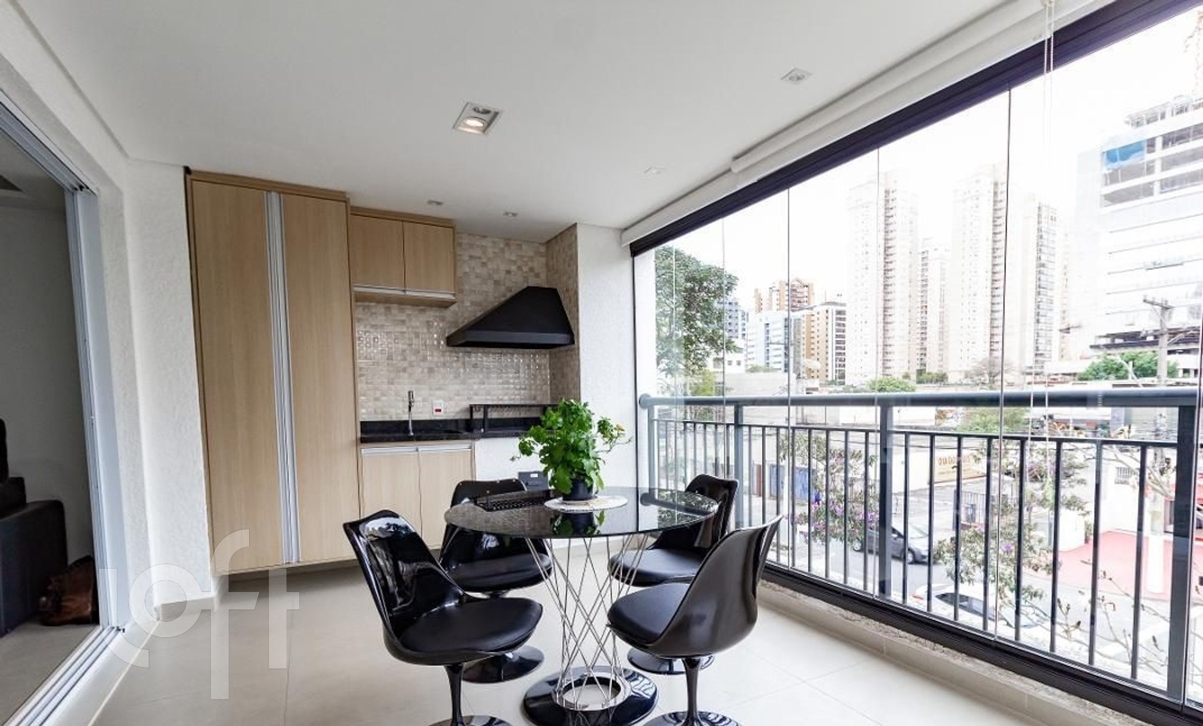 Apartamento à venda com 2 quartos, 64m² - Foto 6