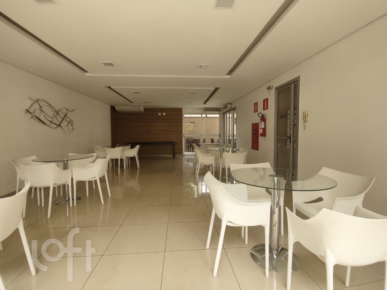 Apartamento à venda com 2 quartos, 74m² - Foto 17