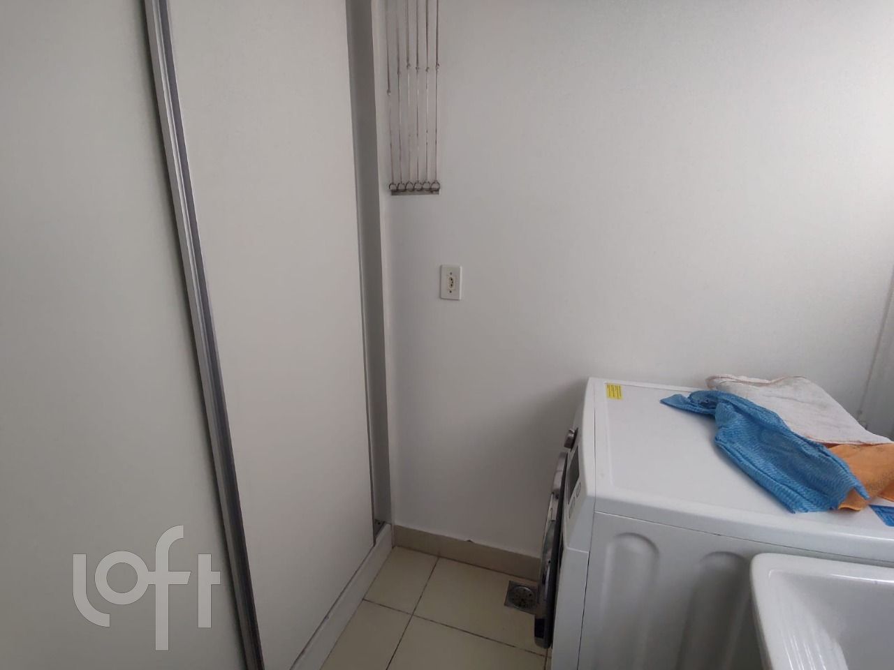 Apartamento à venda com 2 quartos, 74m² - Foto 11