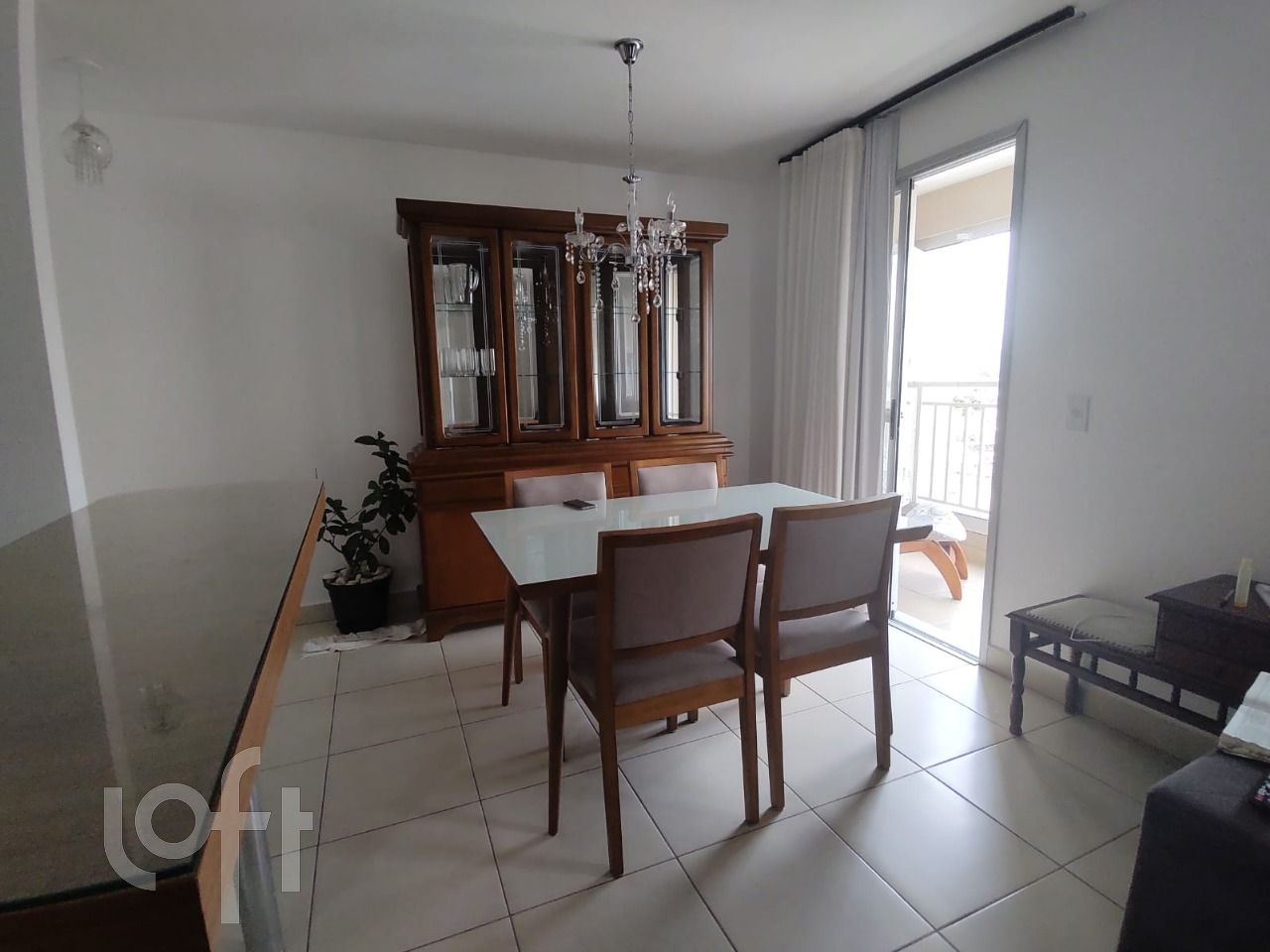 Apartamento à venda com 2 quartos, 74m² - Foto 1