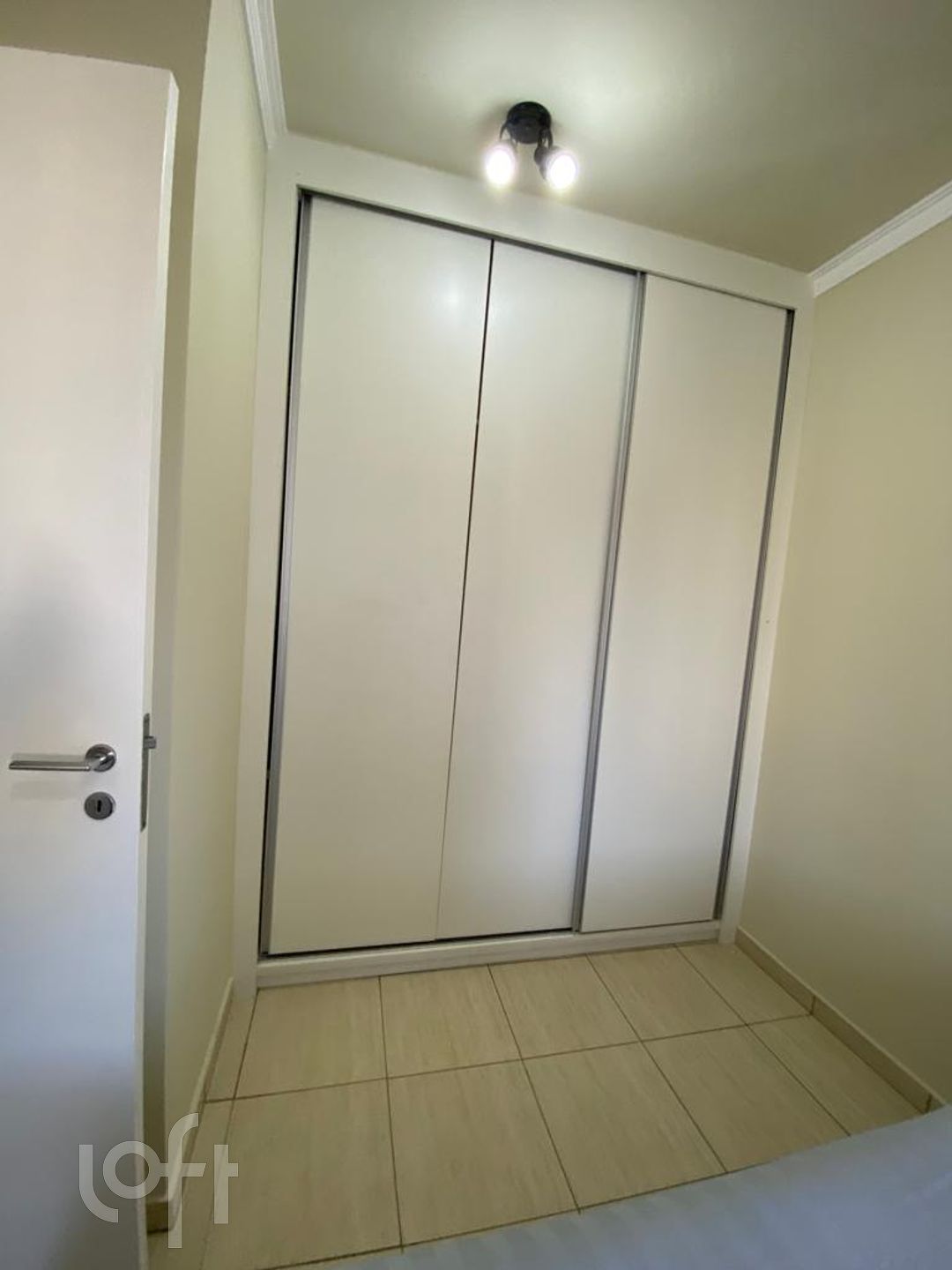 Apartamento à venda com 2 quartos, 64m² - Foto 10