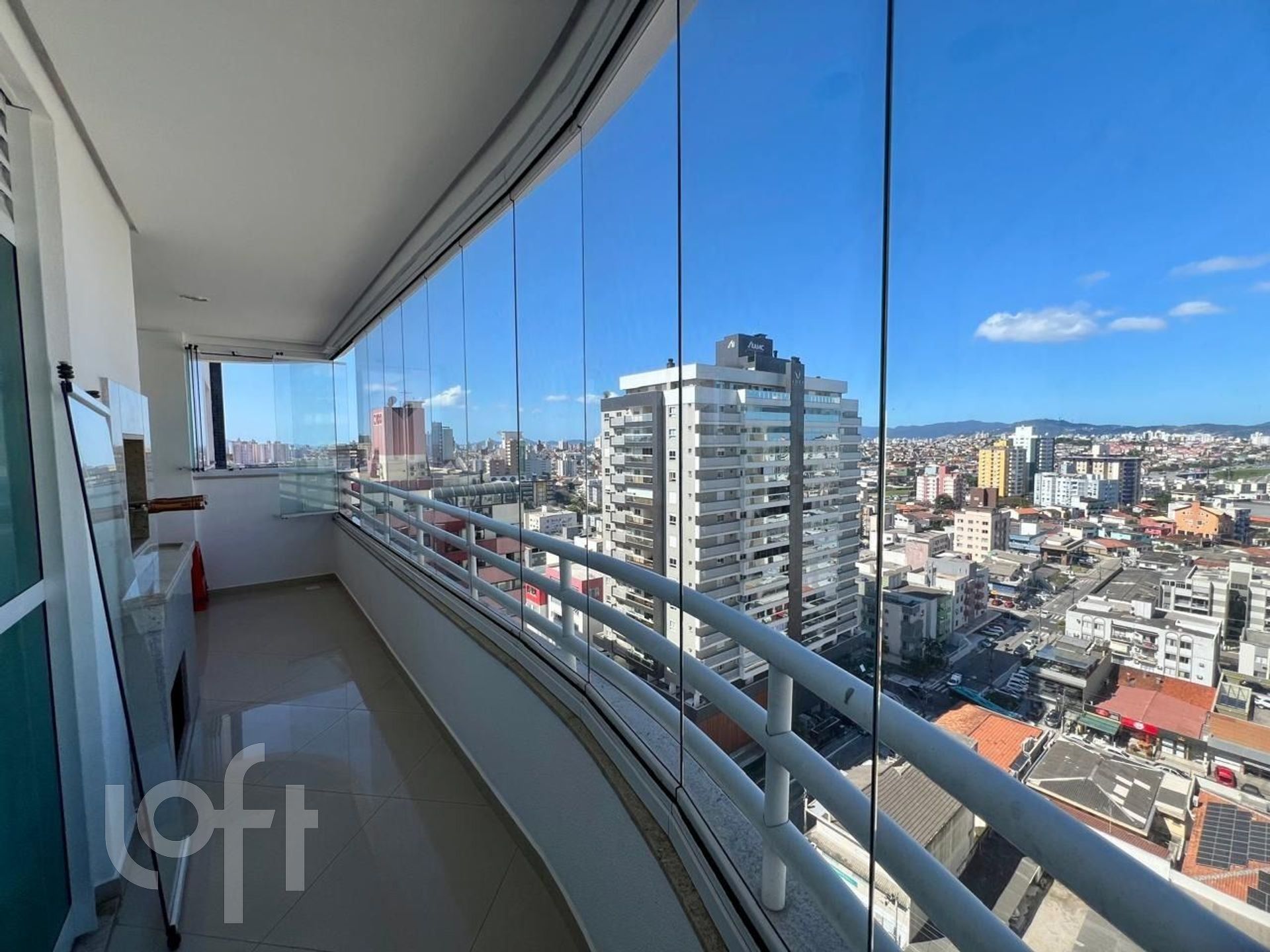 Apartamento à venda em Kobrasol com 110 m², 3 quartos, 1 suíte, 2 vagas