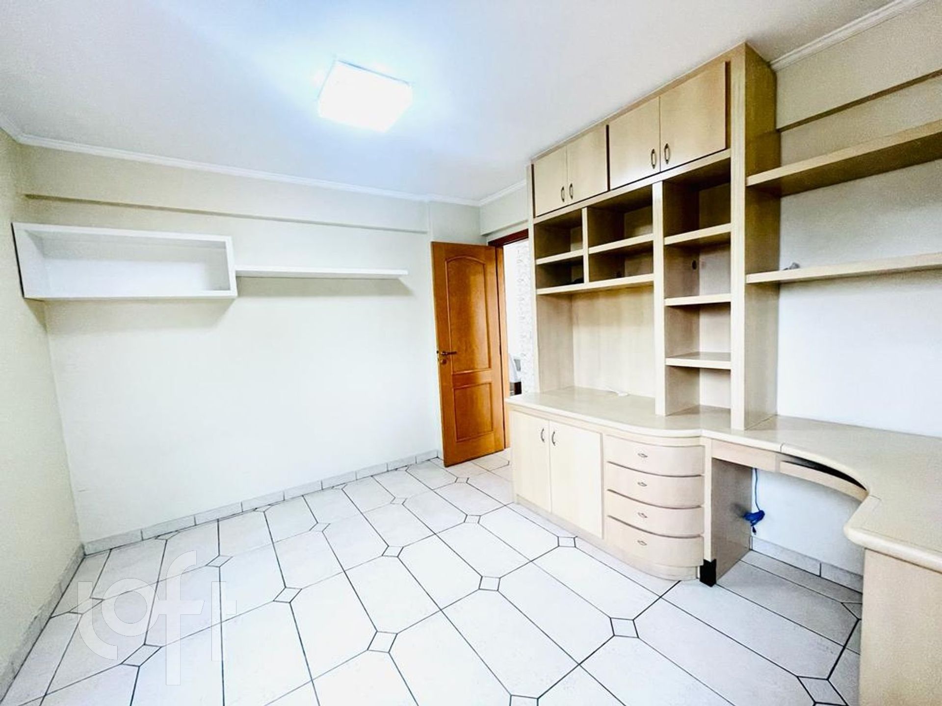 Apartamento à venda com 3 quartos, 89m² - Foto 4