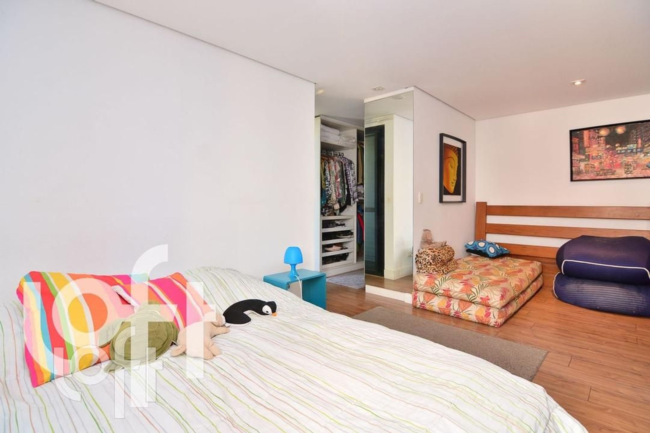 Apartamento à venda com 3 quartos, 95m² - Foto 1