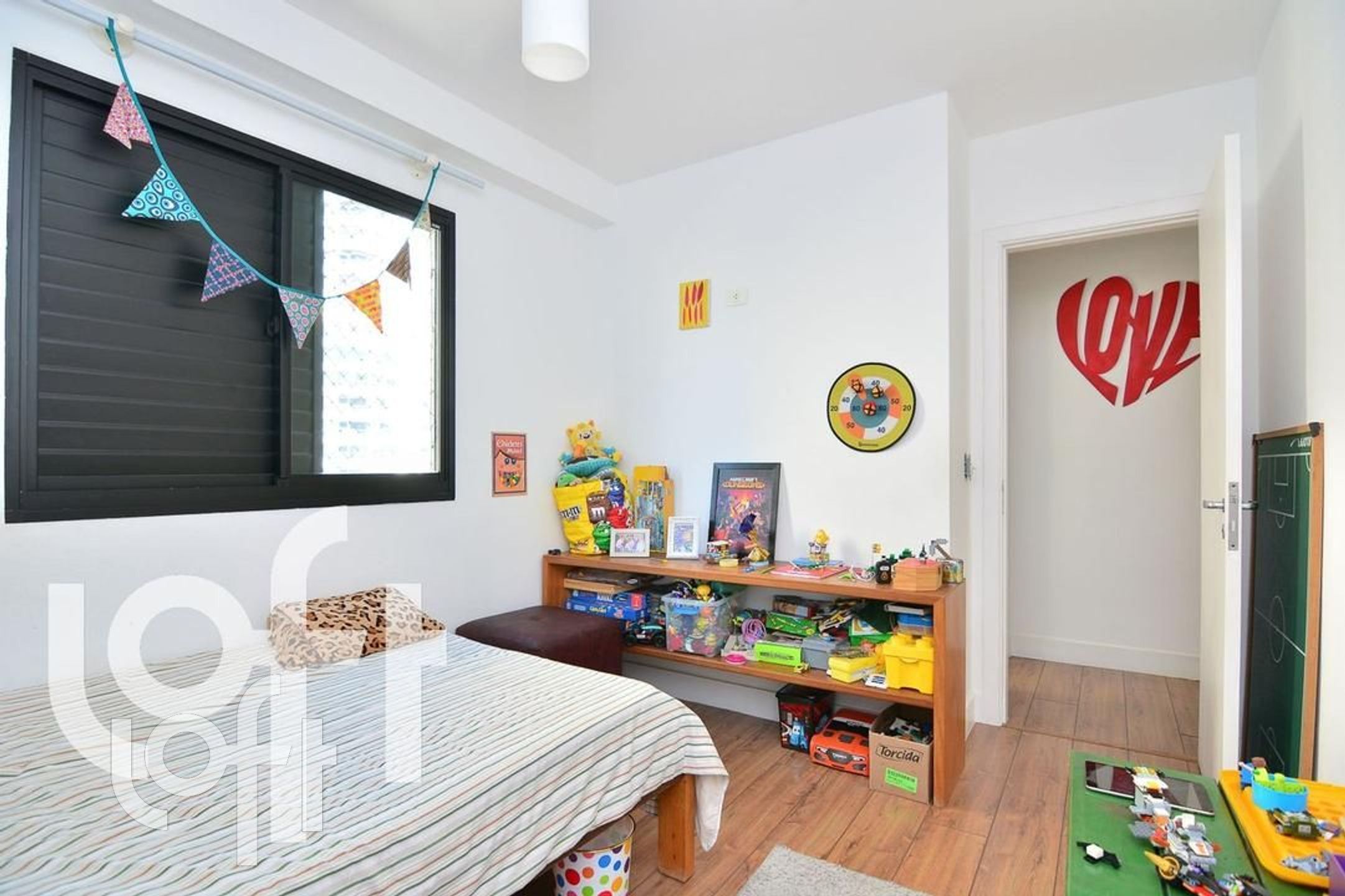 Apartamento à venda com 3 quartos, 95m² - Foto 4