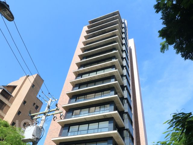 Apartamento com 324m², 3 dormitórios, 3 suítes, 3 vagas, Petrópolis em Porto Alegre