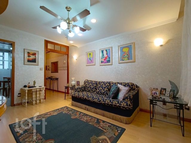 Apartamento com 74m², 2 dormitórios, 1 suíte, 1 vaga, Vila Ipiranga em Porto Alegre