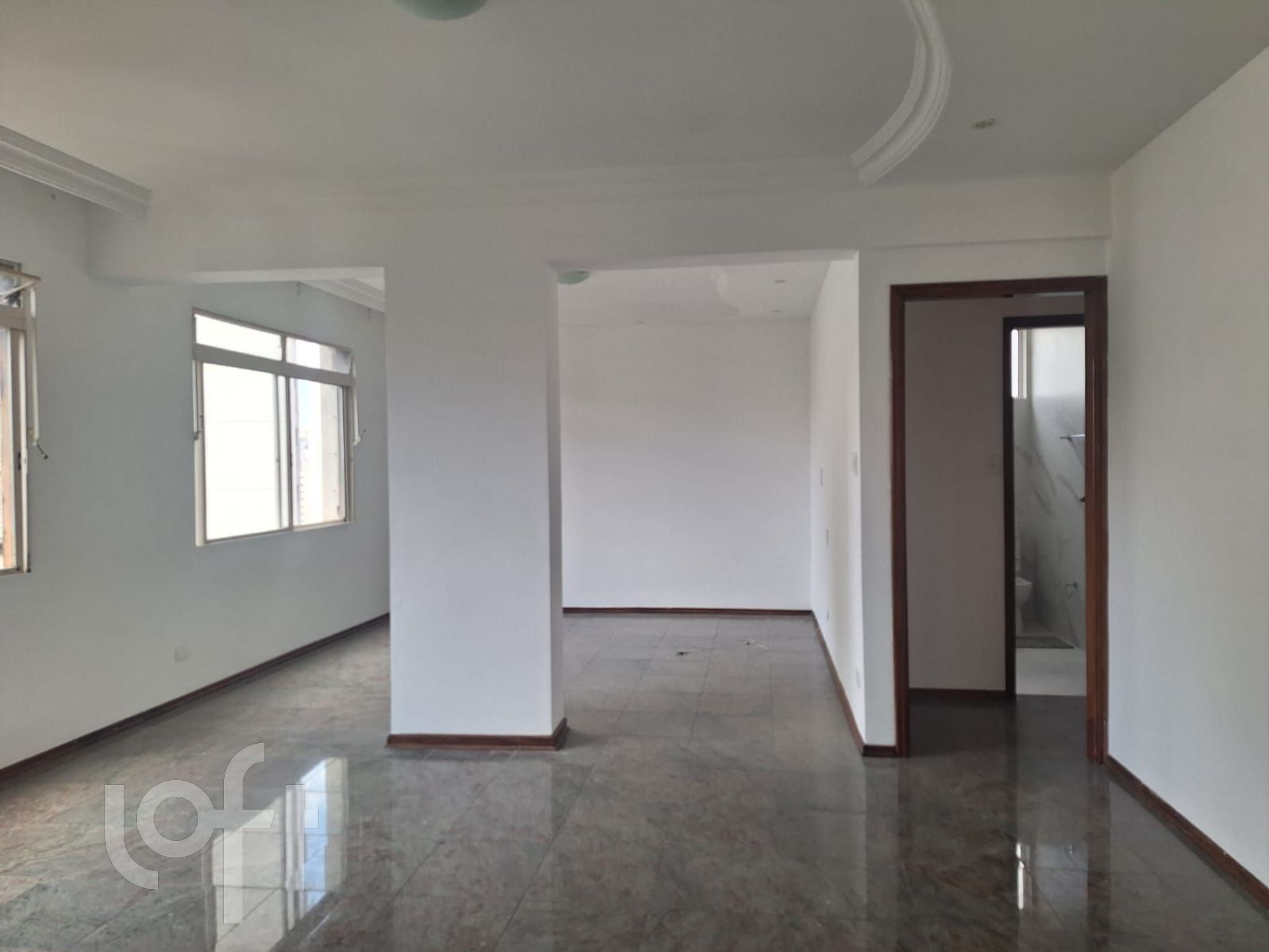 Apartamento à venda em Vila Nova Conceição com 145