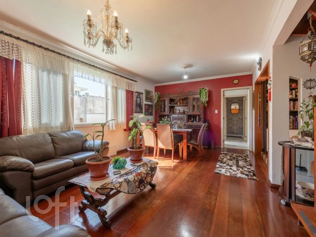 Apartamento com 213m², 3 dormitórios, 1 suíte, 2 vagas, Petrópolis em Porto Alegre