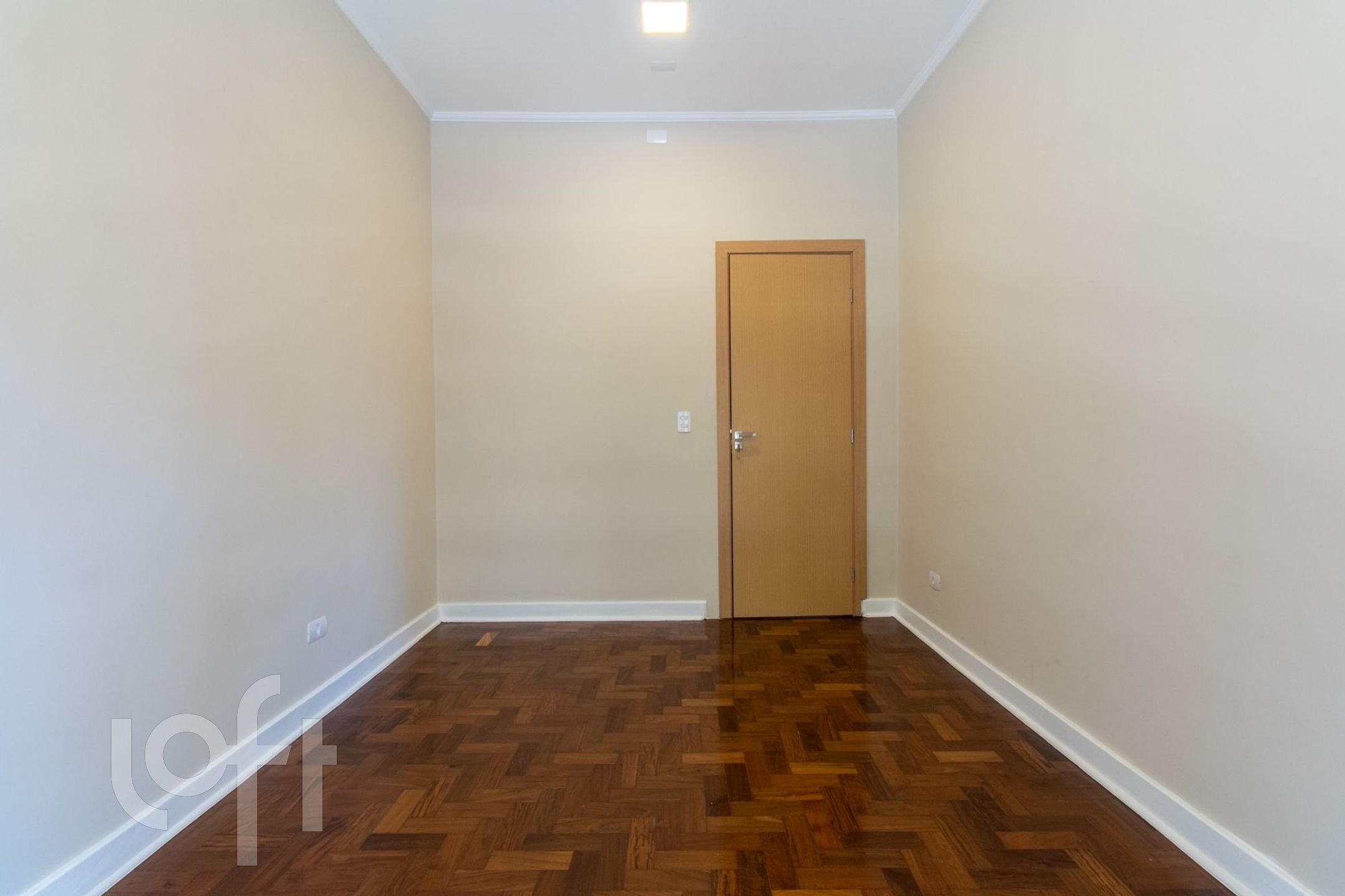 Apartamento à venda com 2 quartos, 83m² - Foto 2