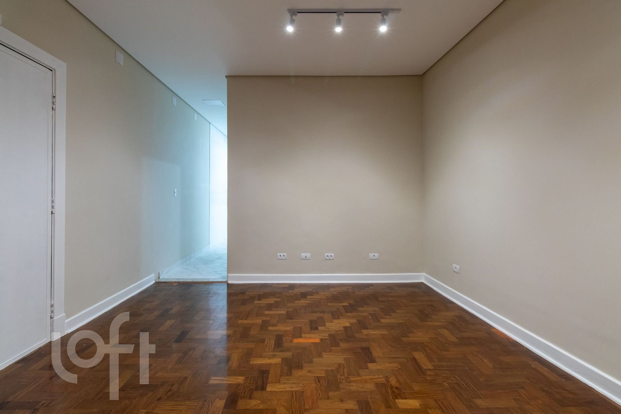 Apartamento à venda com 2 quartos, 83m² - Foto 9