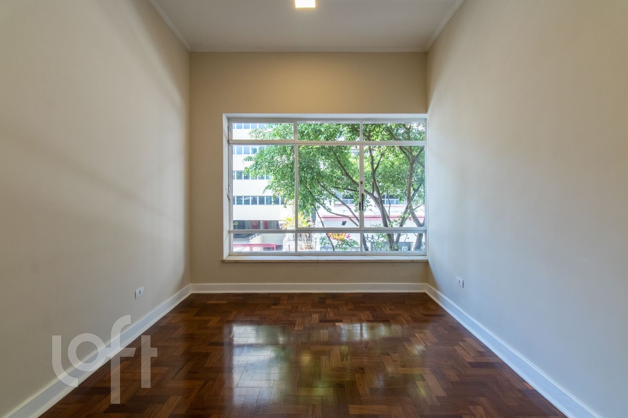 Apartamento à venda com 2 quartos, 83m² - Foto 3