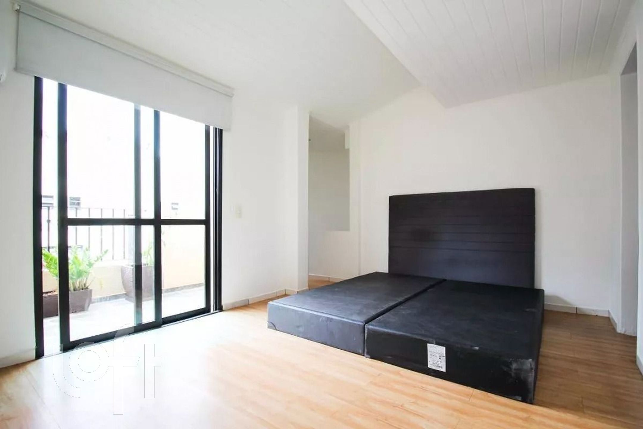 Apartamento à venda com 1 quarto, 68m² - Foto 13