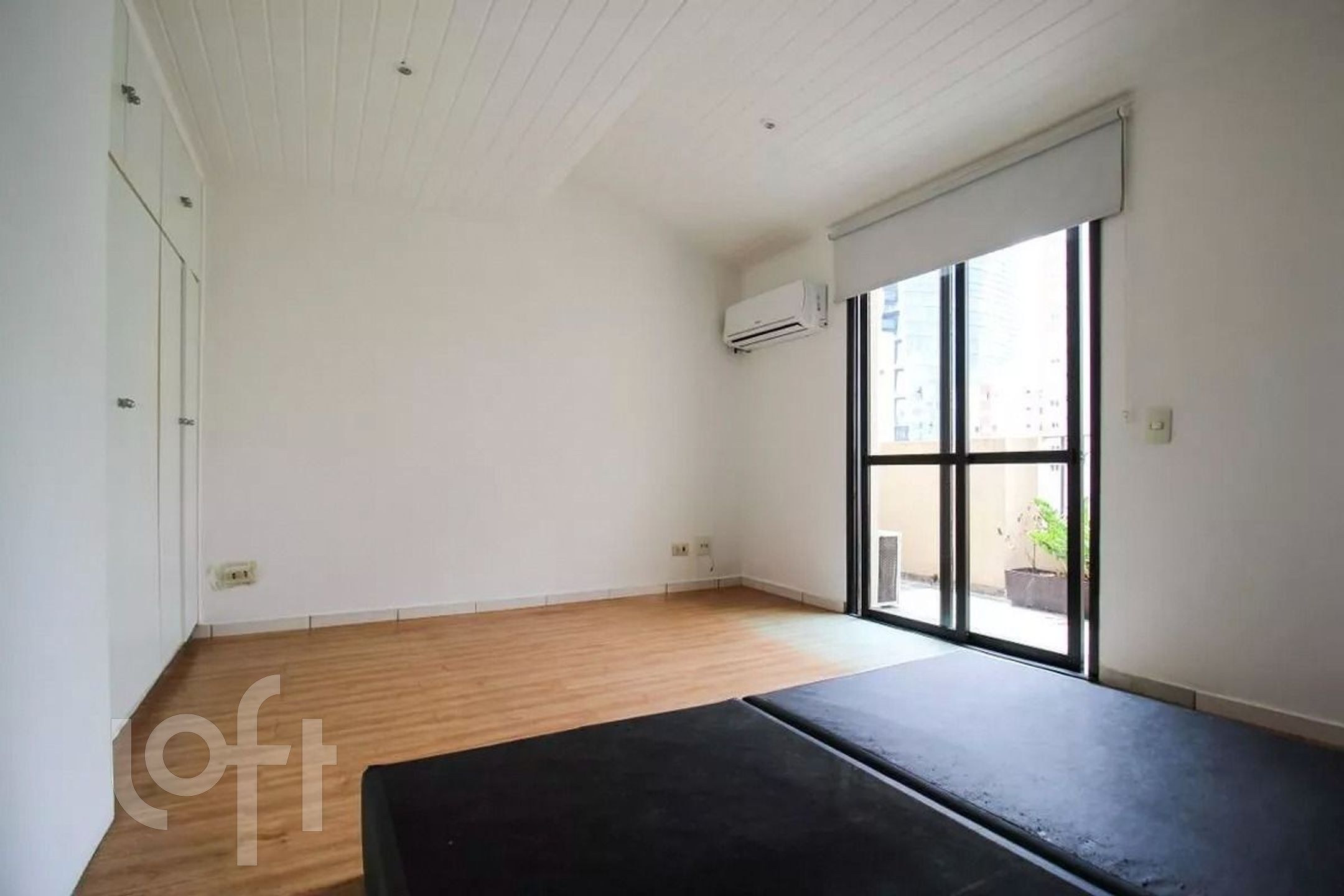 Apartamento à venda com 1 quarto, 68m² - Foto 19