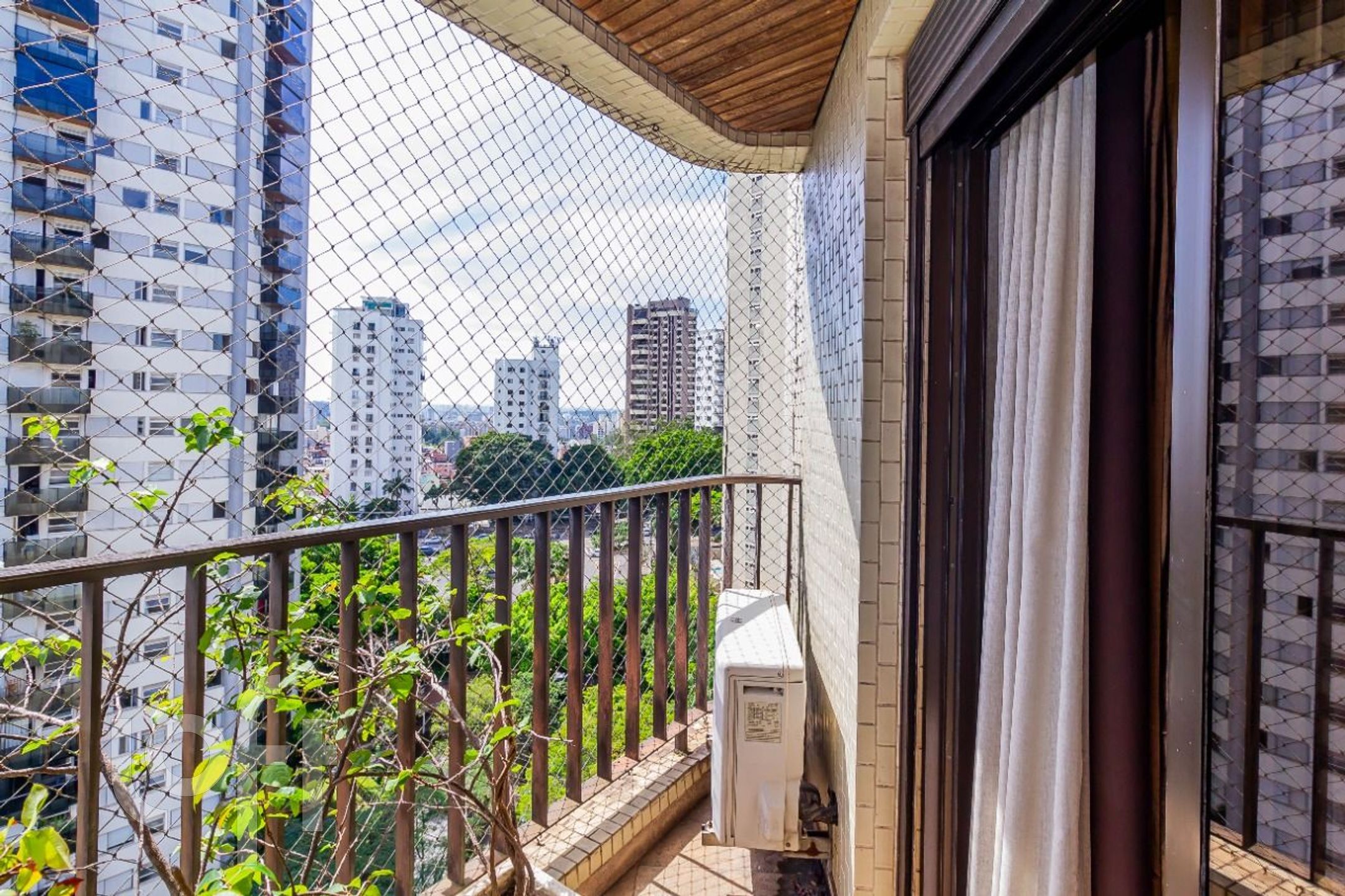 Apartamento à venda com 4 quartos, 330m² - Foto 36