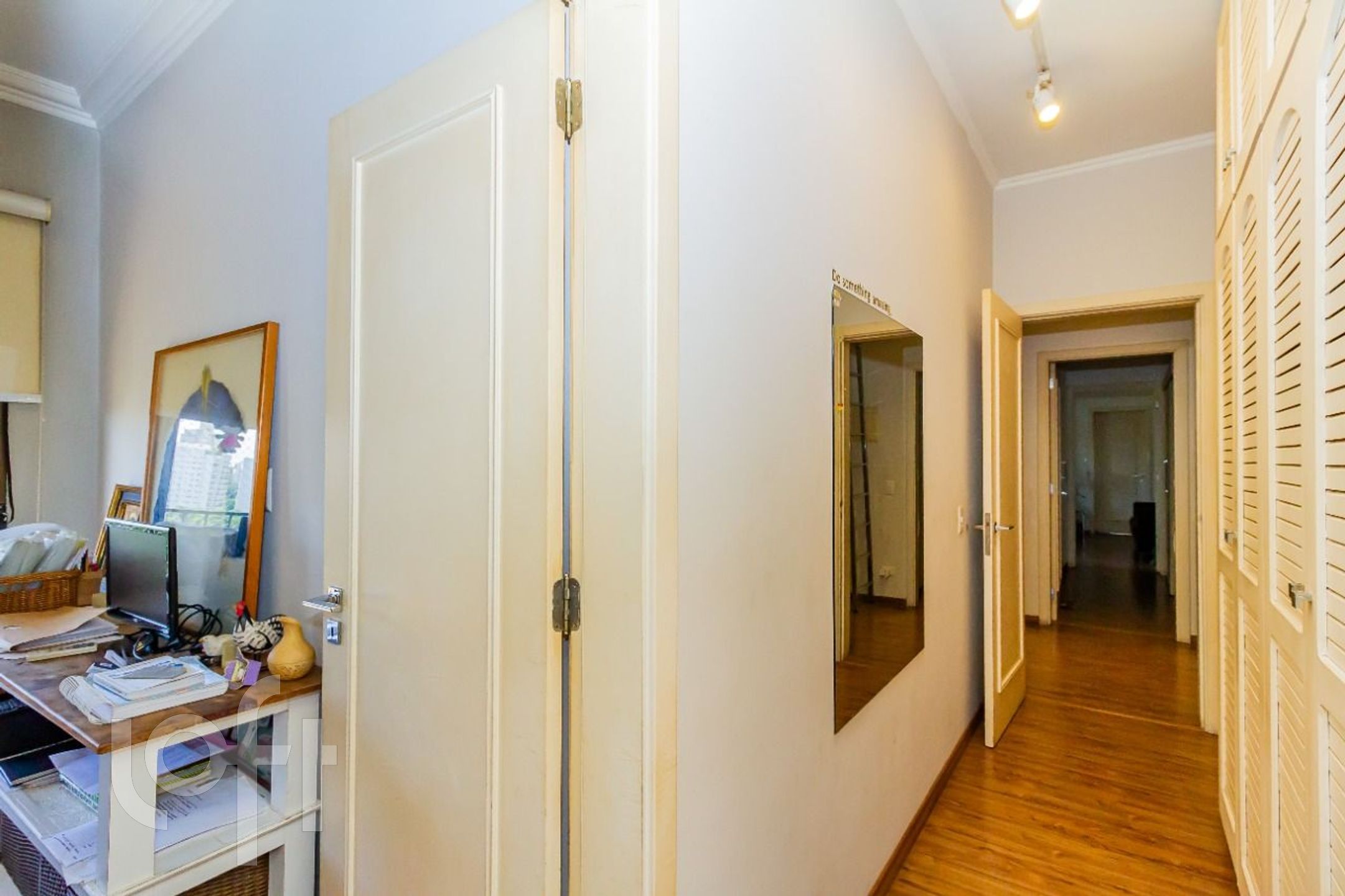 Apartamento à venda com 4 quartos, 330m² - Foto 57