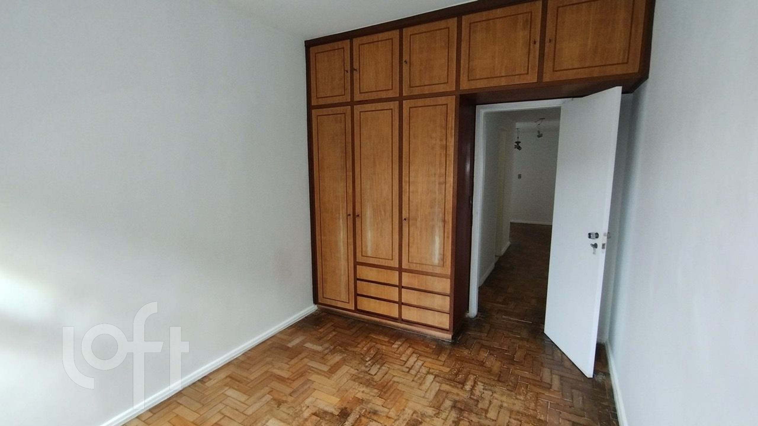 Apartamento à venda com 4 quartos, 160m² - Foto 11