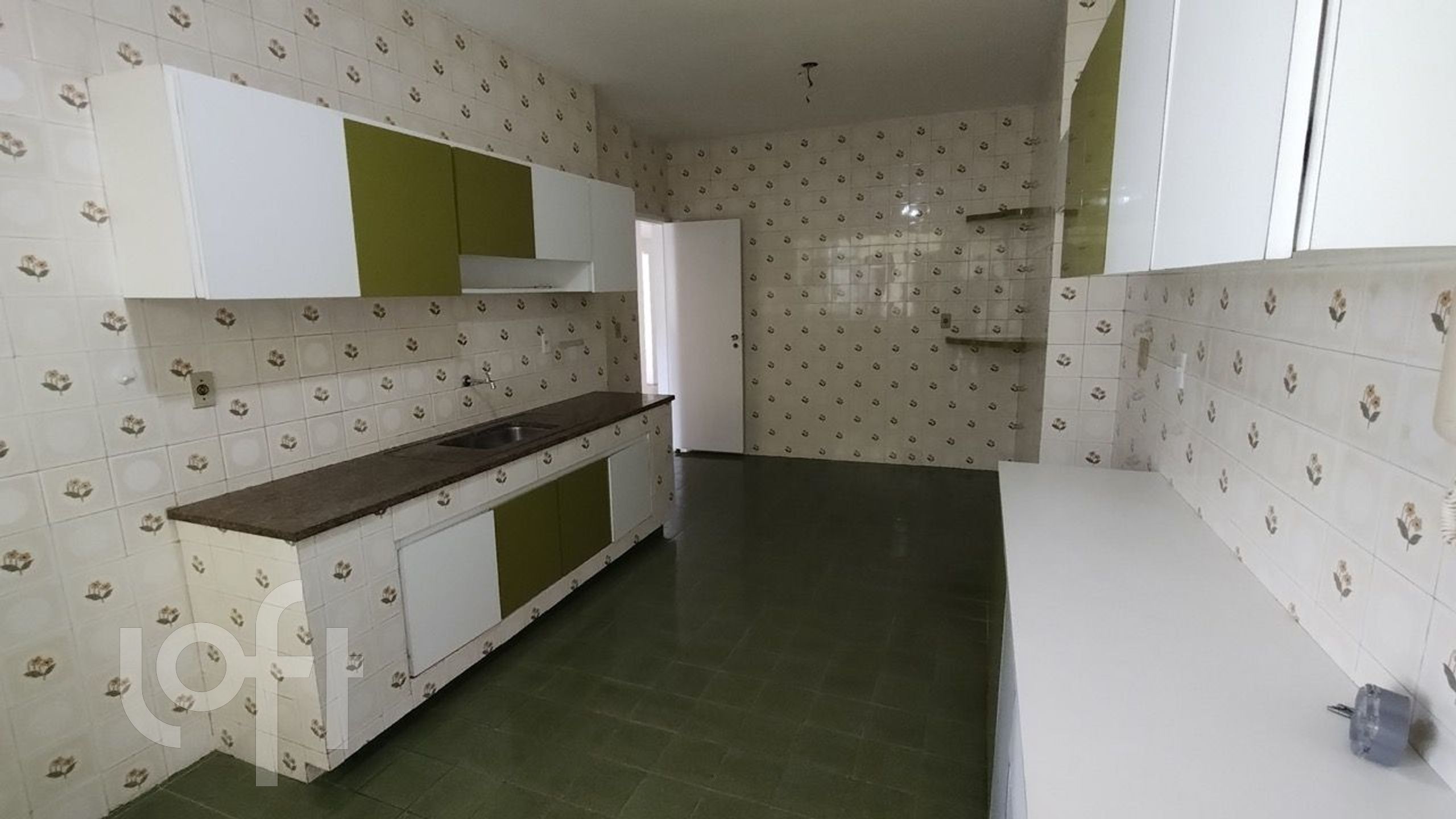 Apartamento à venda com 4 quartos, 160m² - Foto 18