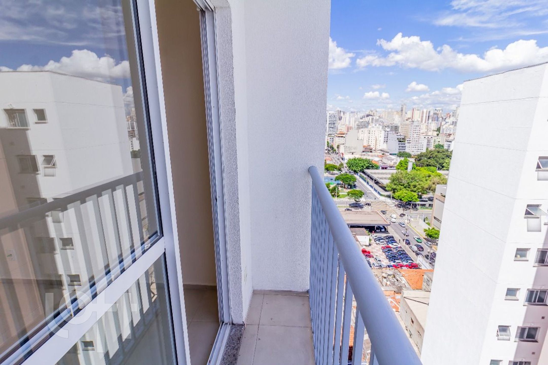 Apartamento à venda com 2 quartos, 51m² - Foto 5