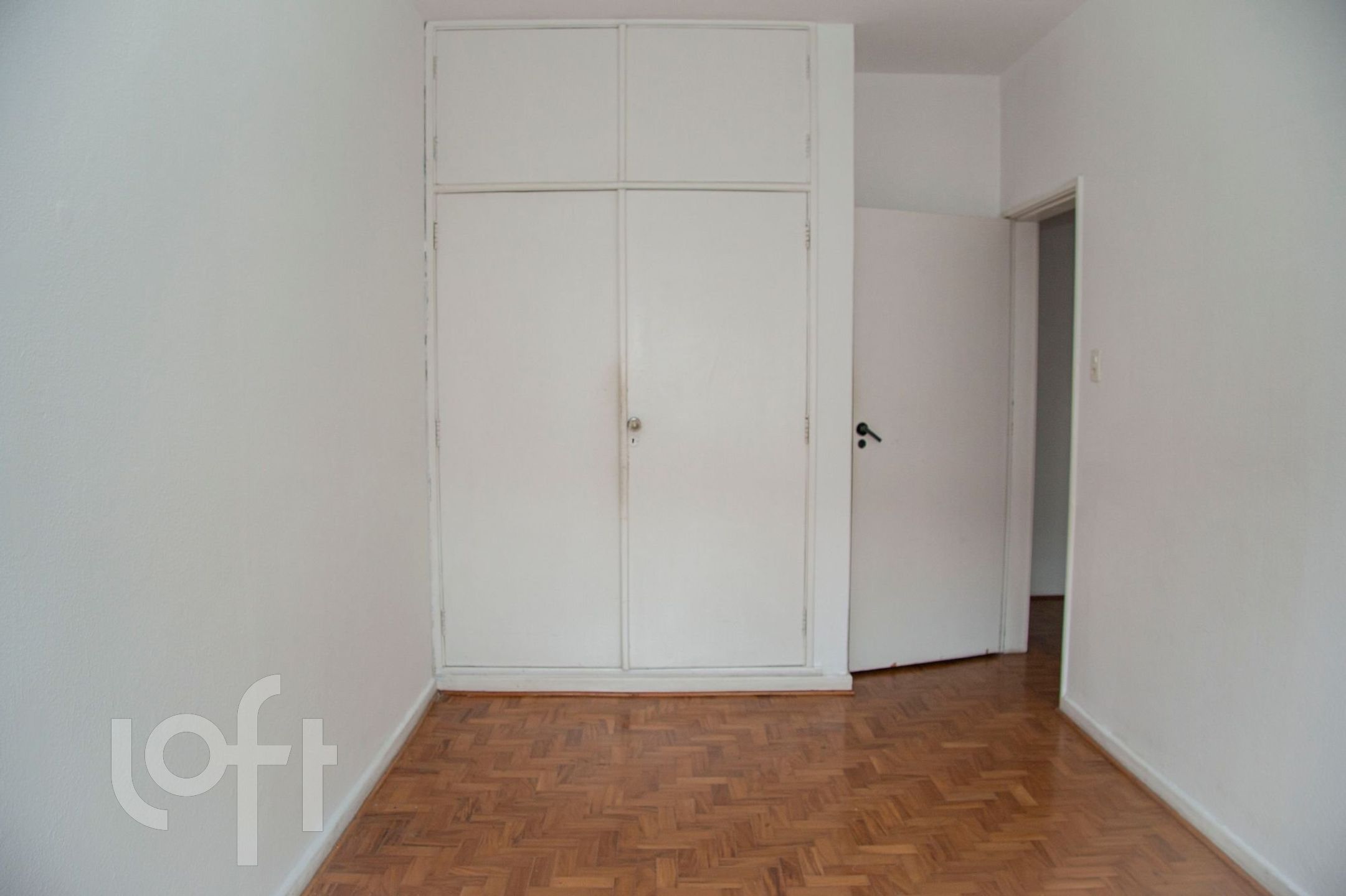 Apartamento à venda com 2 quartos, 117m² - Foto 4