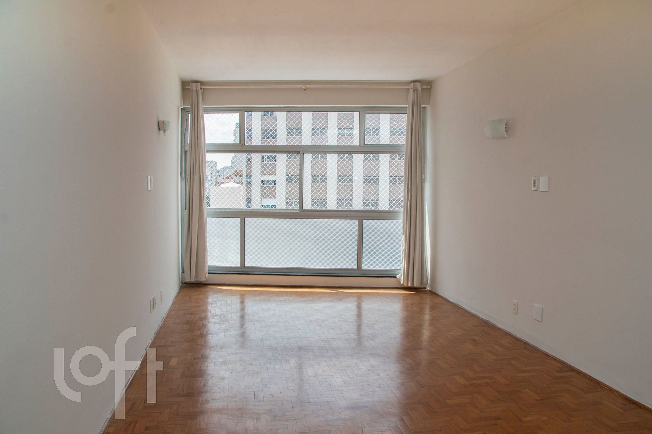 Apartamento à venda com 2 quartos, 117m² - Foto 1