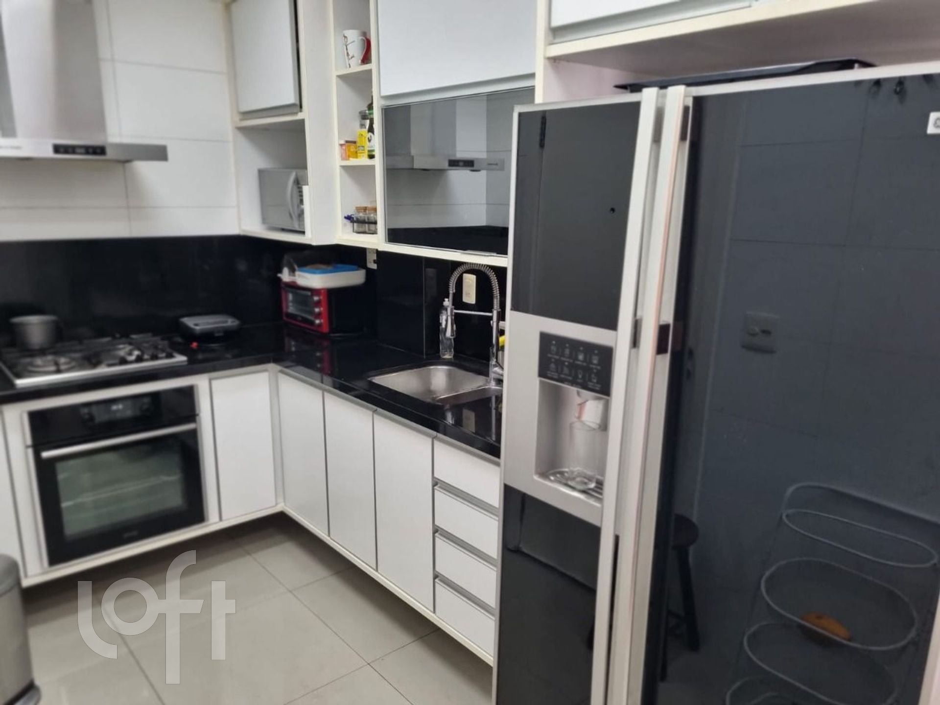 Apartamento à venda com 2 quartos, 72m² - Foto 19