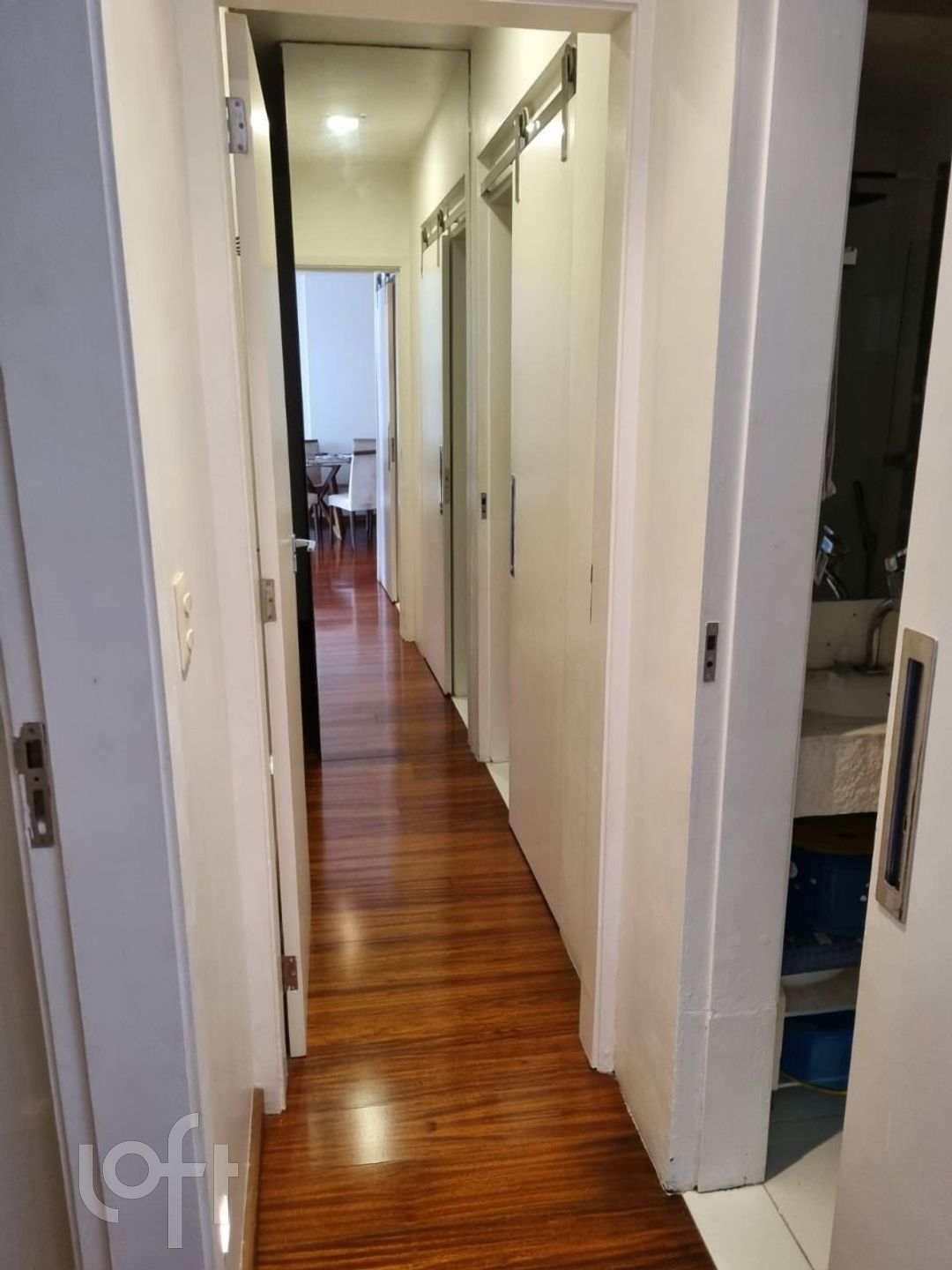 Apartamento à venda com 2 quartos, 72m² - Foto 10