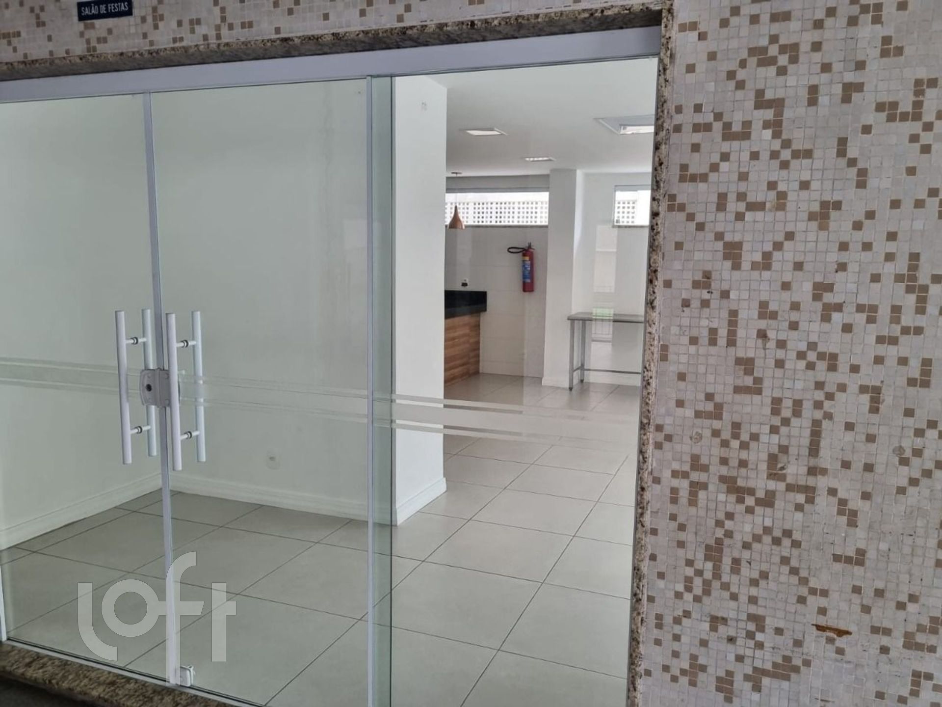 Apartamento à venda com 2 quartos, 72m² - Foto 23