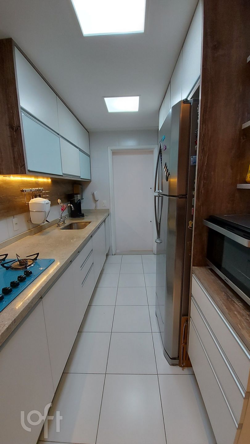 Apartamento à venda com 3 quartos, 109m² - Foto 6