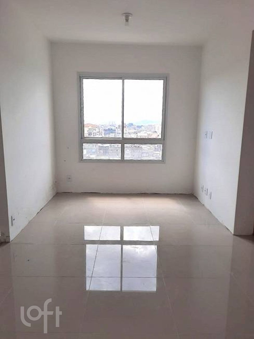 Apartamento à venda com 2 quartos, 47m² - Foto 1