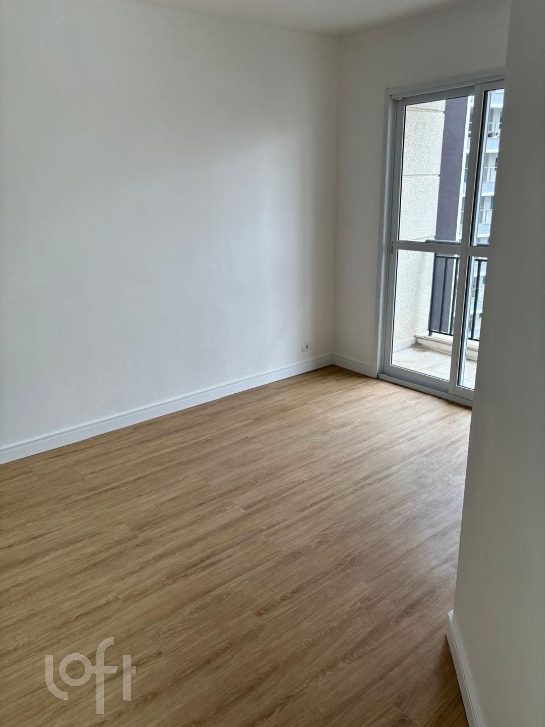 Apartamento à venda com 3 quartos, 66m² - Foto 2