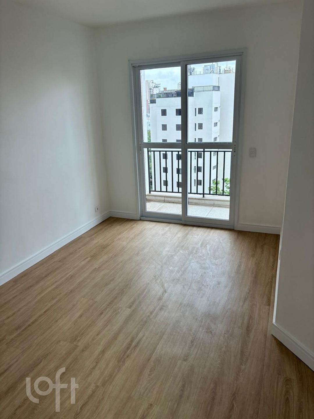 Apartamento à venda com 3 quartos, 66m² - Foto 1