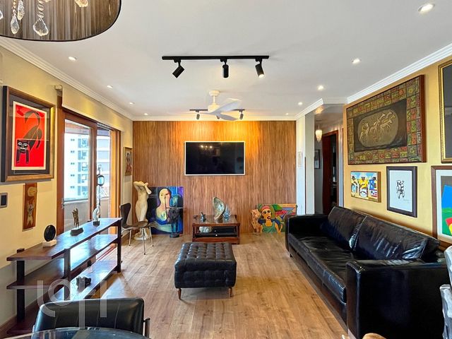 Apartamento com 100m², 3 dormitórios, 1 suíte, 2 vagas, Moinhos de Vento em Porto Alegre