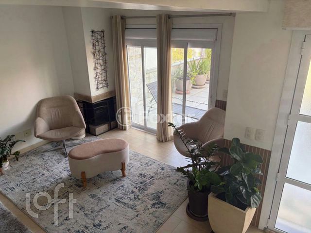 Casa com 267m², 3 dormitórios, 2 vagas, Chácara das Pedras em Porto Alegre