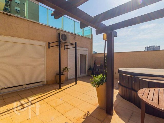 Apartamento com 221m², 2 dormitórios, 1 suíte, 2 vagas, Rio Branco em Porto Alegre