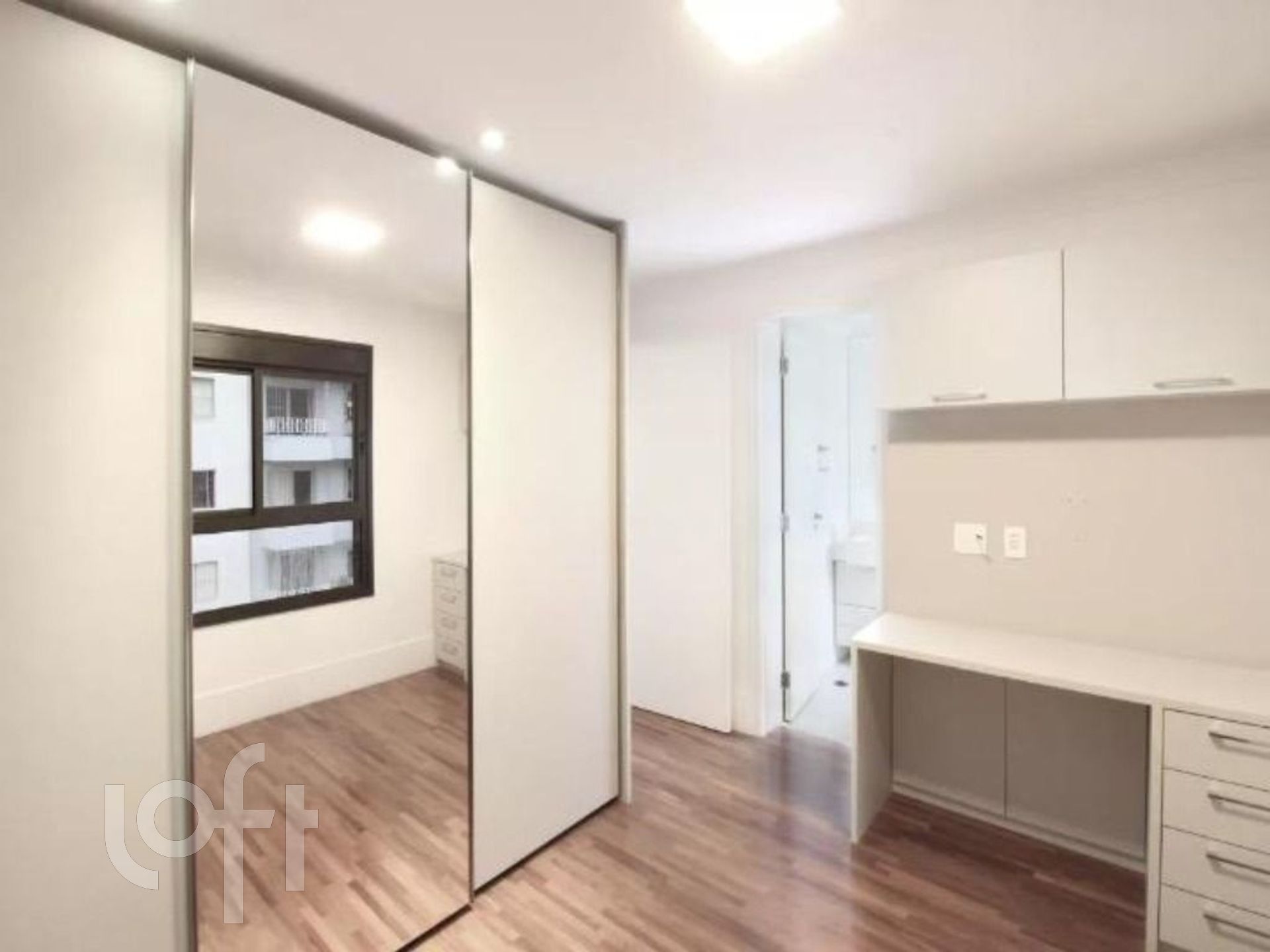 Apartamento à venda com 3 quartos, 150m² - Foto 17