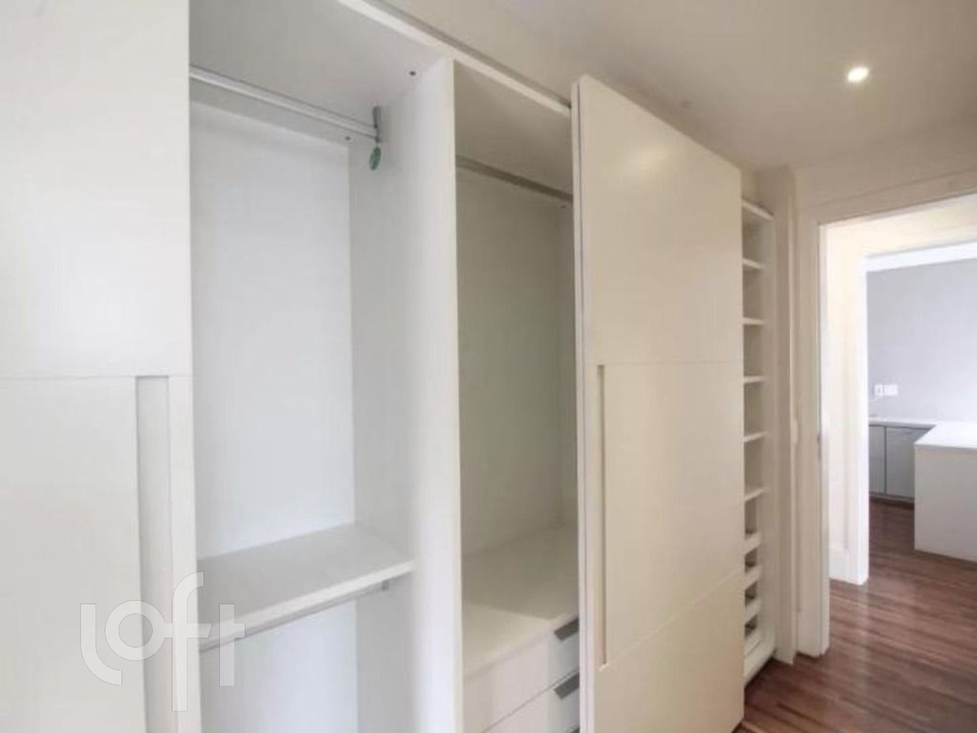 Apartamento à venda com 3 quartos, 150m² - Foto 26