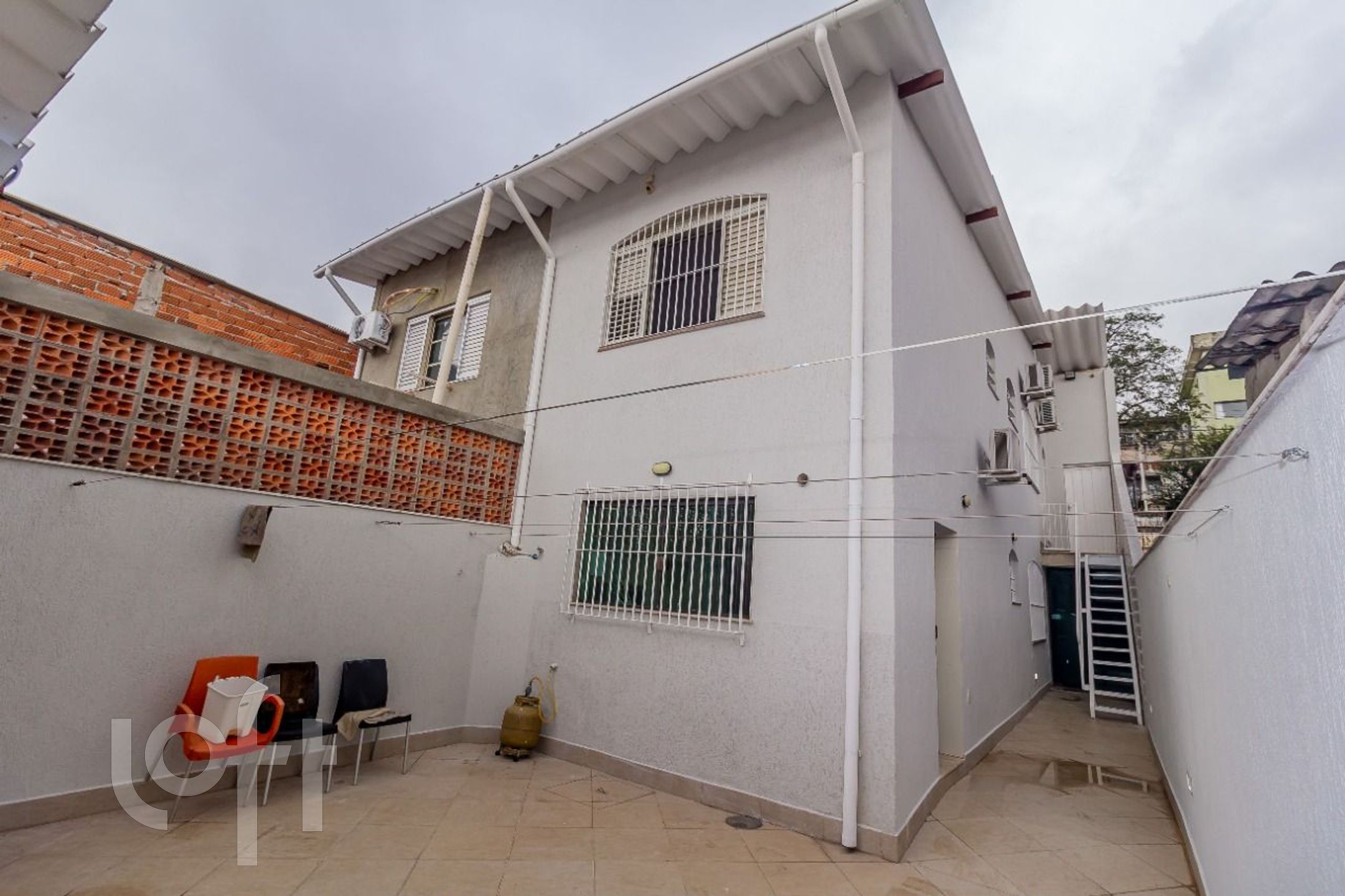 Imagem da propriedade PU1g83sjf 43