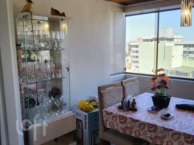 Apartamento com 99m², 3 dormitórios, 1 suíte, 1 vaga, Menino Deus em Porto Alegre