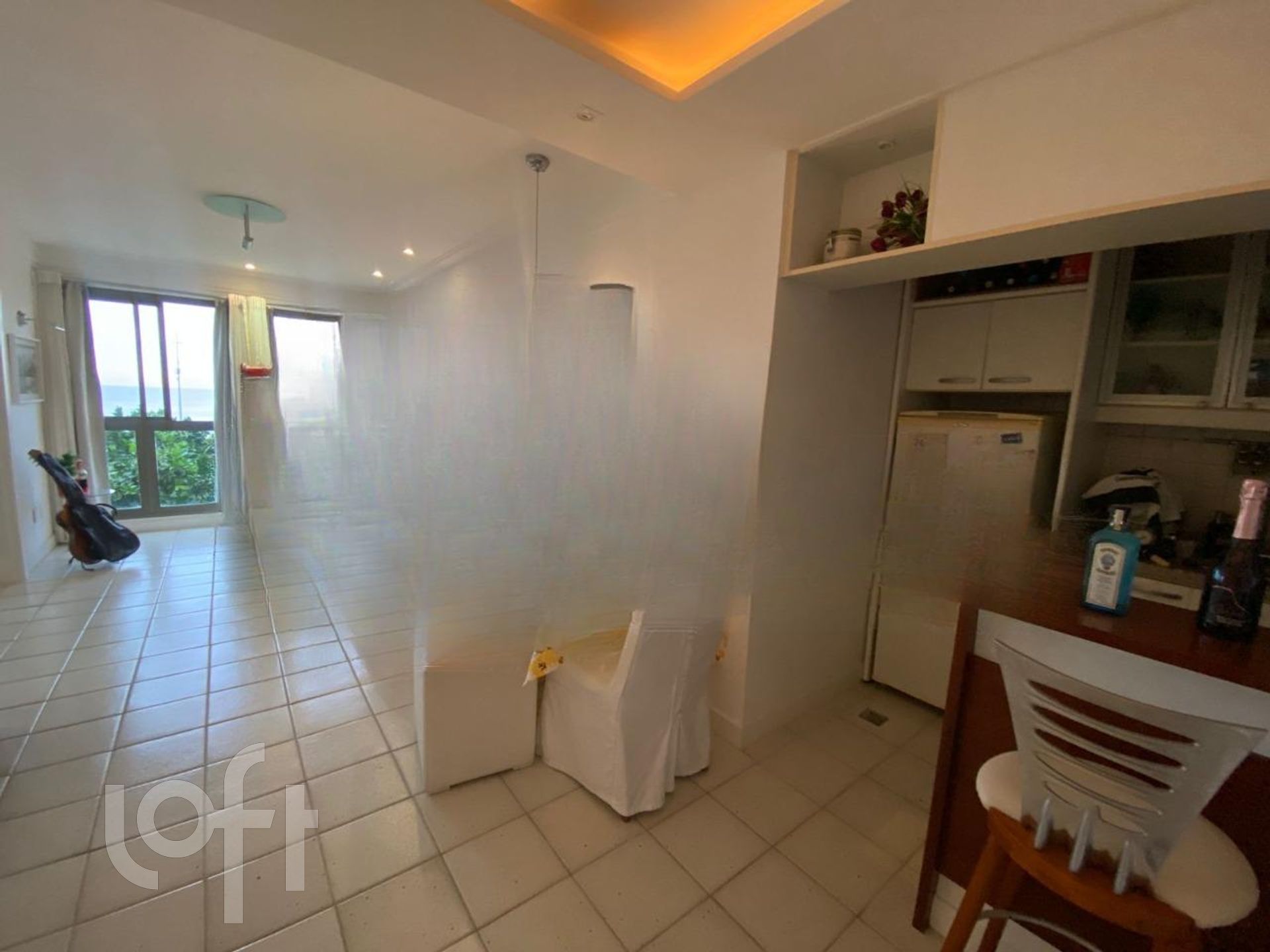 Apartamento à venda com 1 quarto, 69m² - Foto 2