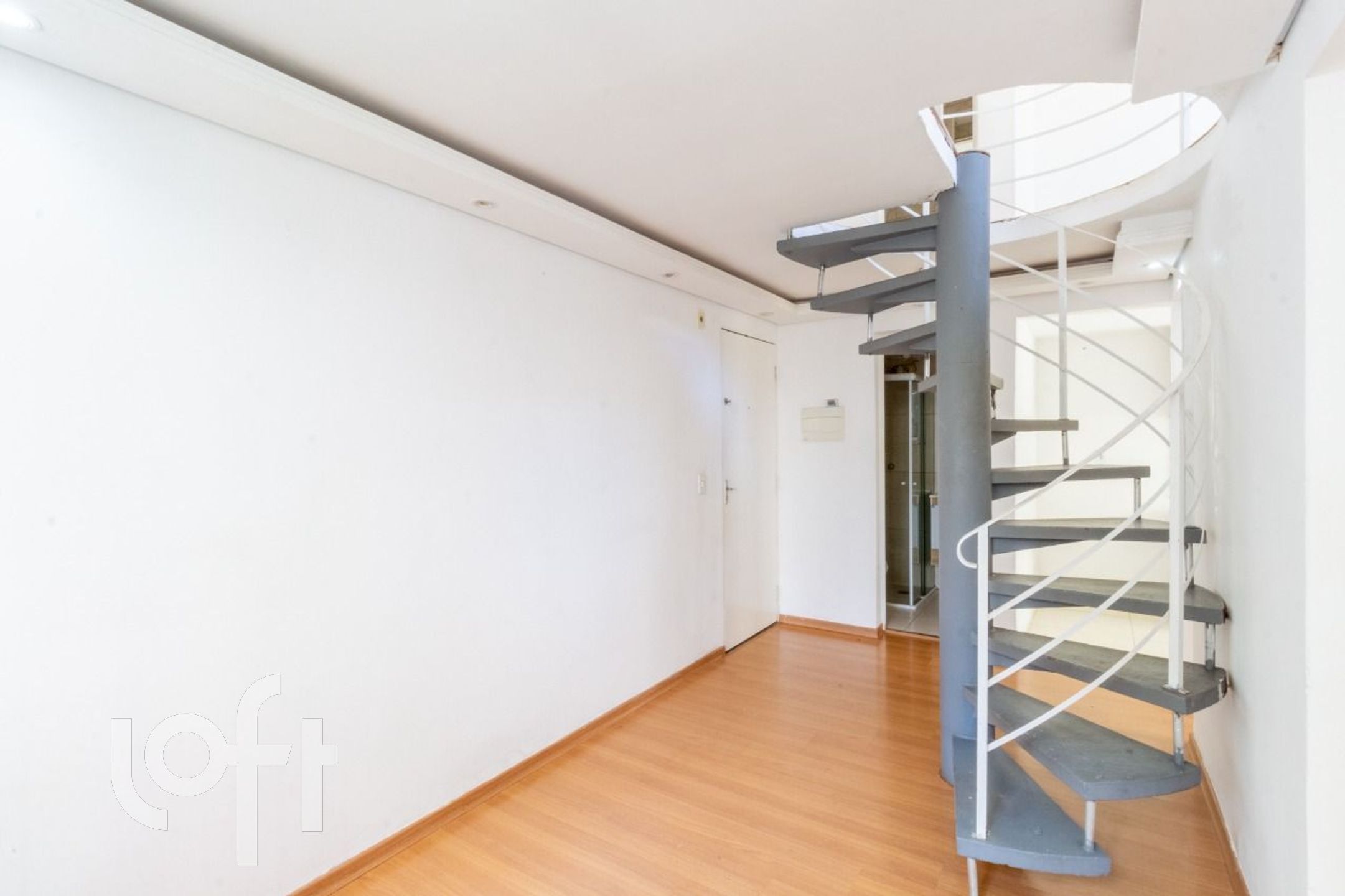 Apartamento à venda com 2 quartos, 82m² - Foto 3