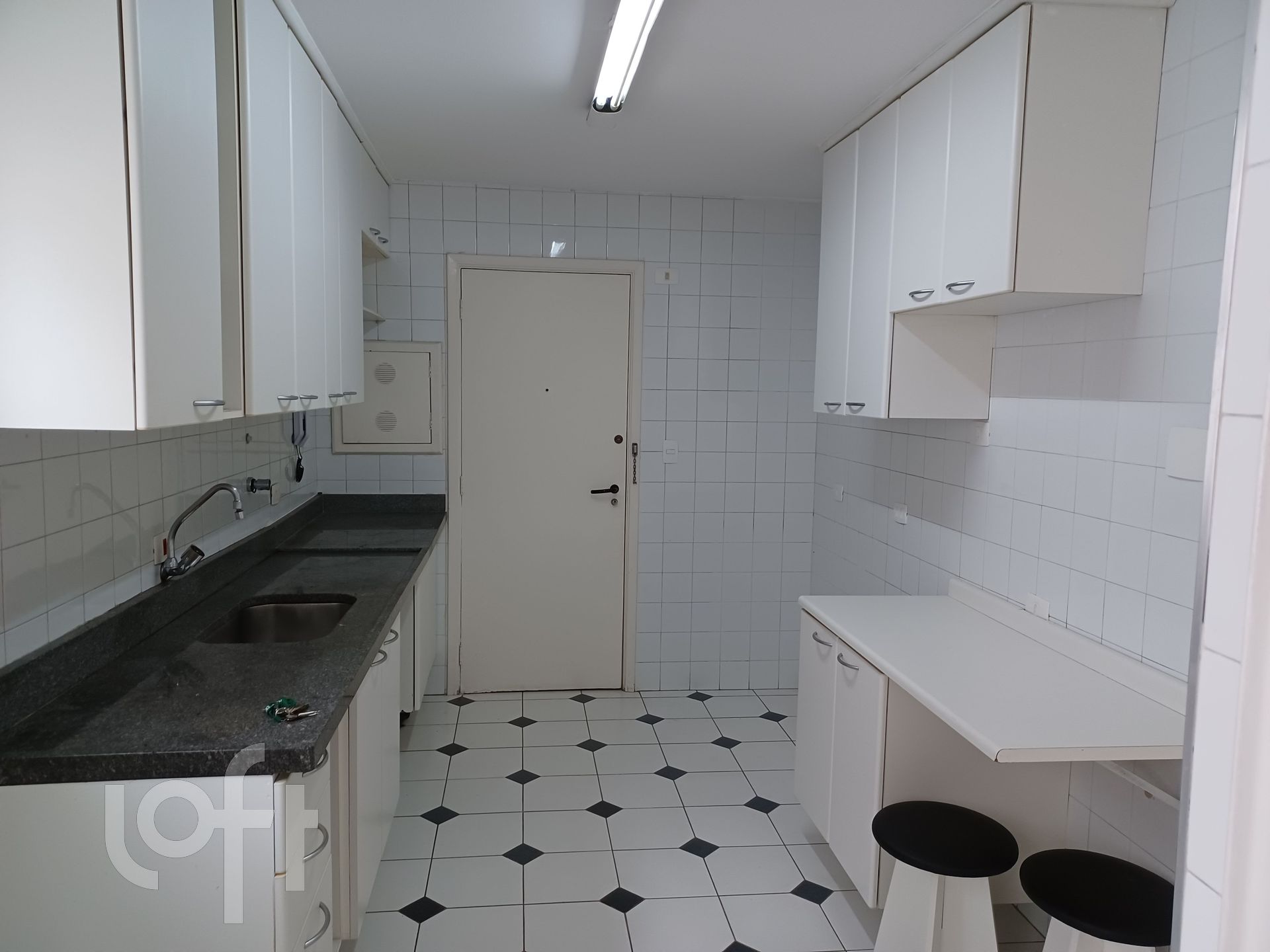 Apartamento à venda com 3 quartos, 100m² - Foto 8